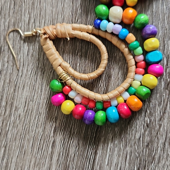 ๐Wooden Bead Boho Statement Earrings - Picture 4 of 5